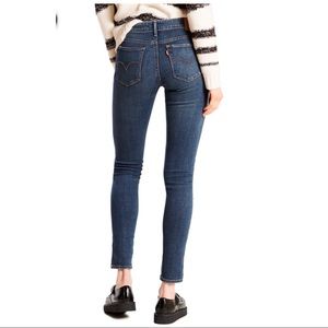 Levi’s Skinny Jeans